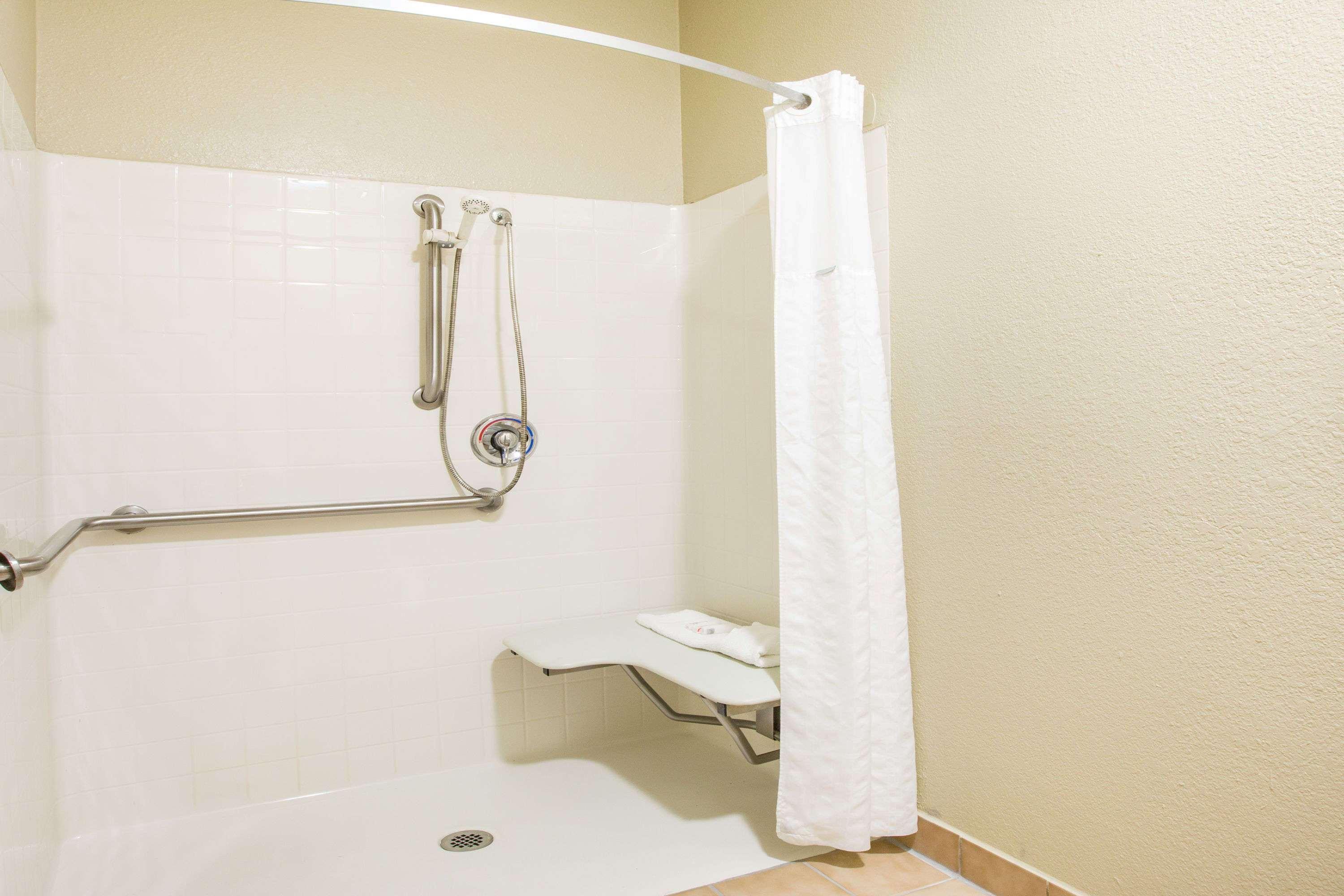 Super 8 By Wyndham Port Arthur/Nederland Area Bagian luar foto